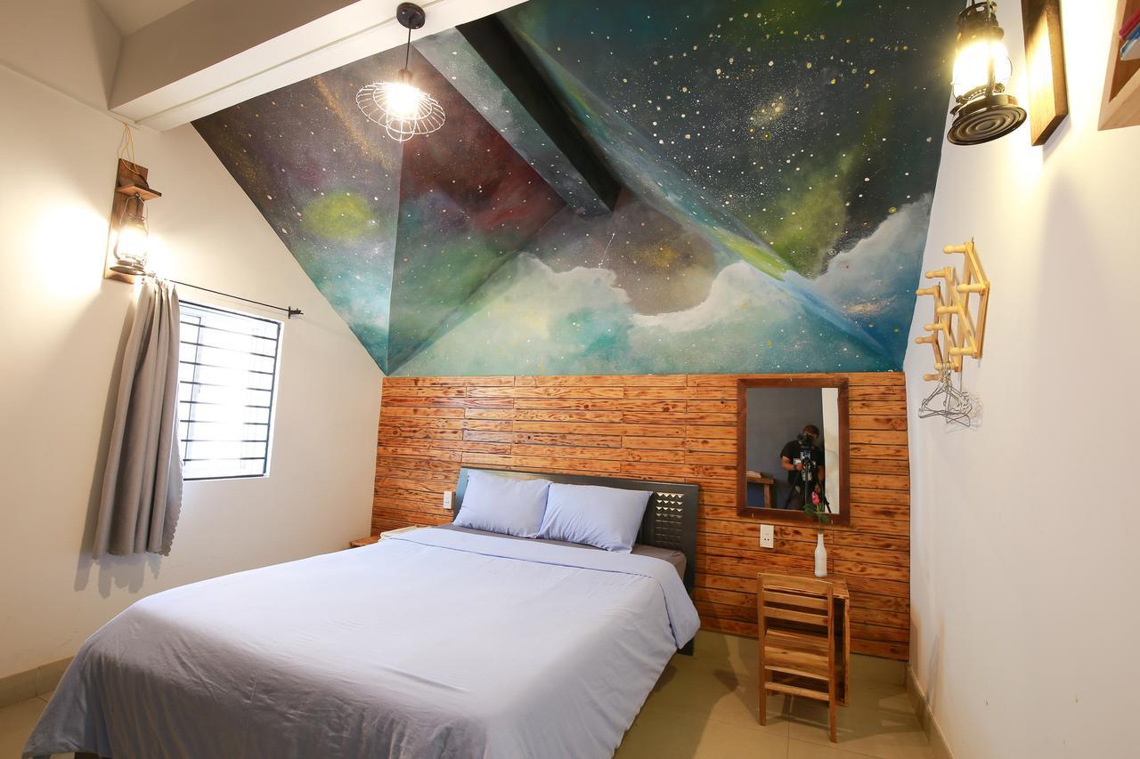 Little Flower Homestay Da Nang Son Tra Esterno foto