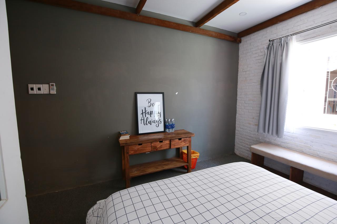 Little Flower Homestay Da Nang Son Tra Esterno foto