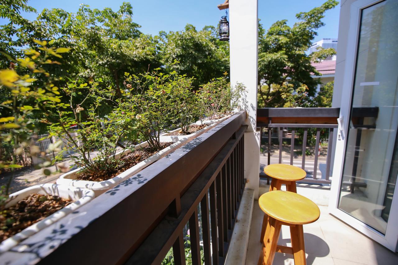 Little Flower Homestay Da Nang Son Tra Esterno foto